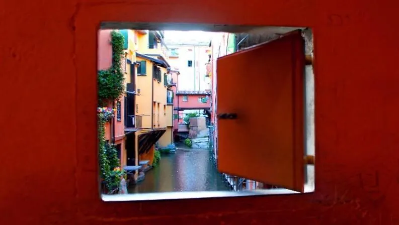 Portici Di Via Piella Apartment Bologna